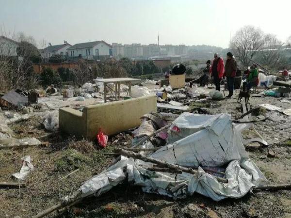 扬州城管围殴考古队员,这是要毁文物、盖房子